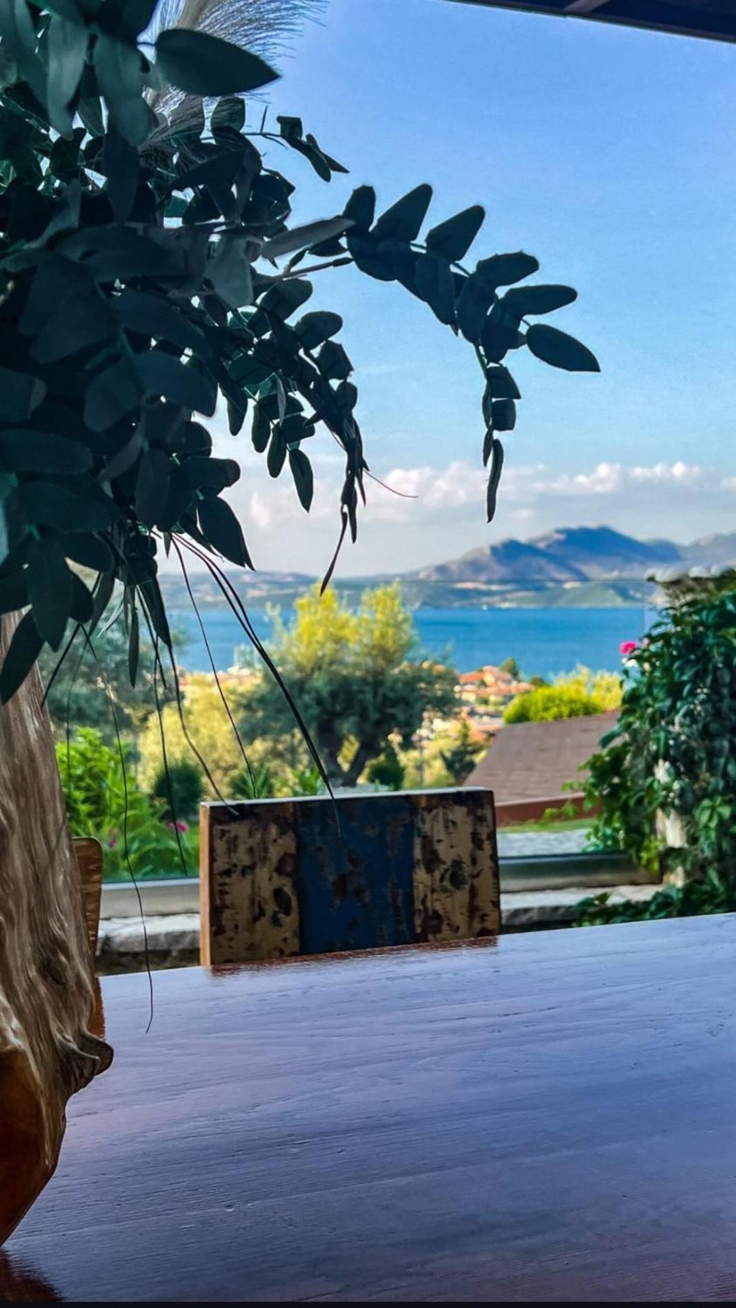Luxury Villa Athina Nikiana Exterior photo